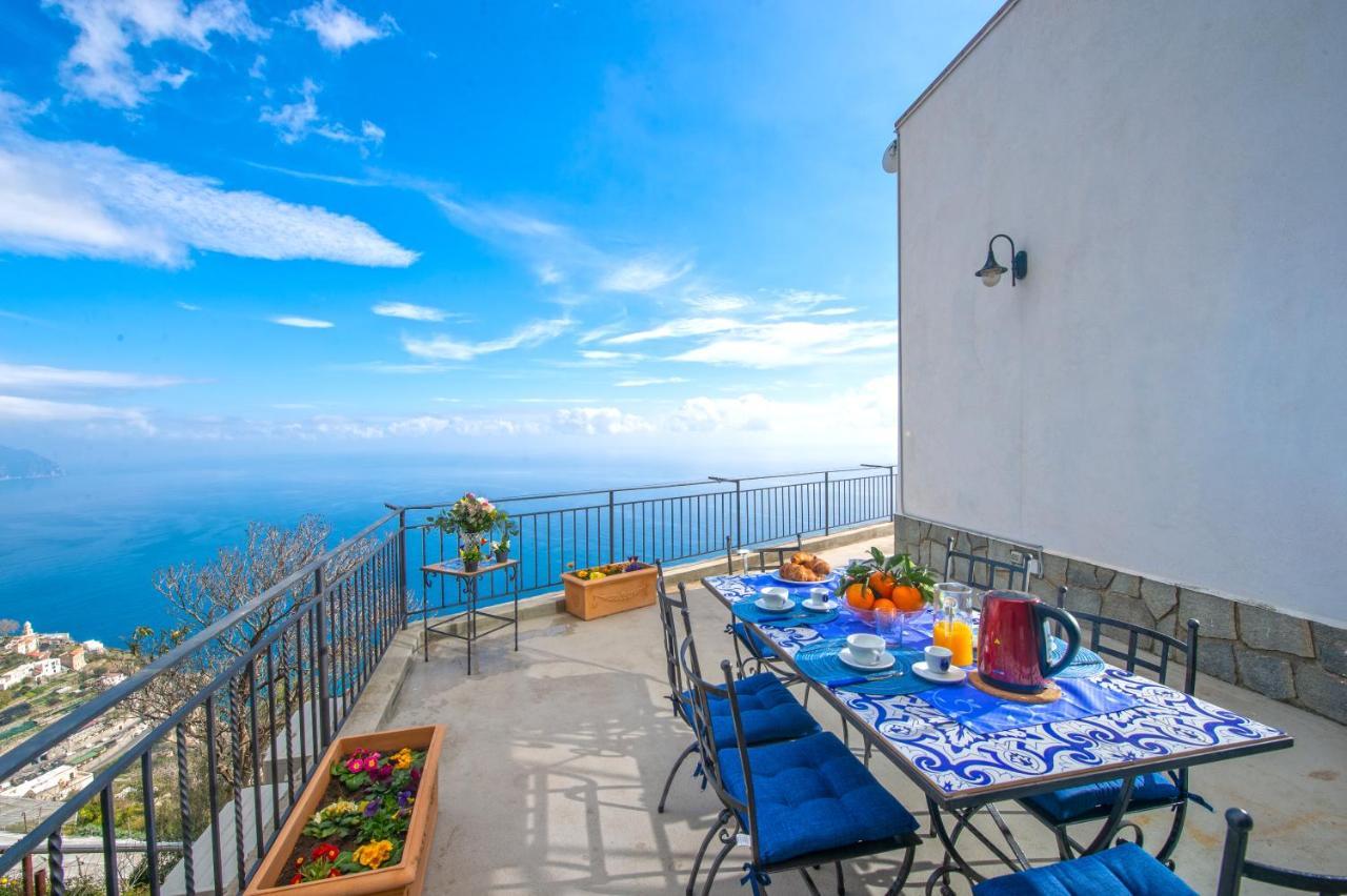 Amalfi Hills Aparthotel Екстериор снимка