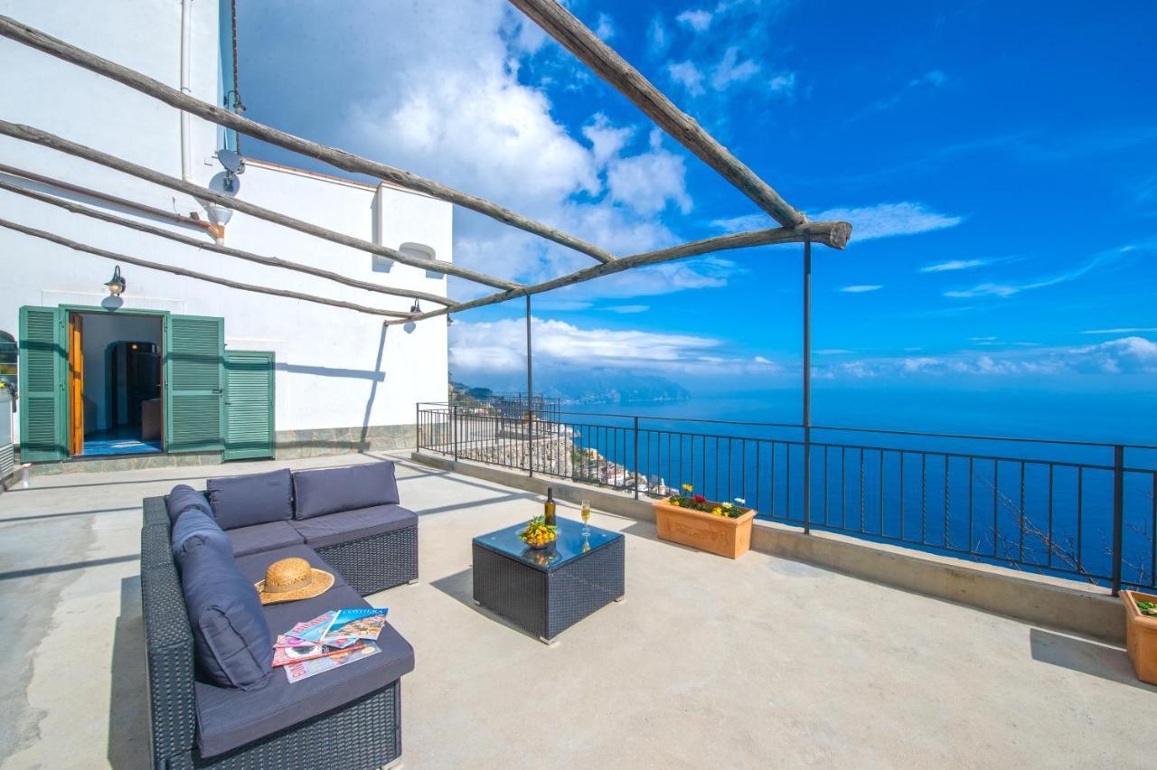 Amalfi Hills Aparthotel Екстериор снимка
