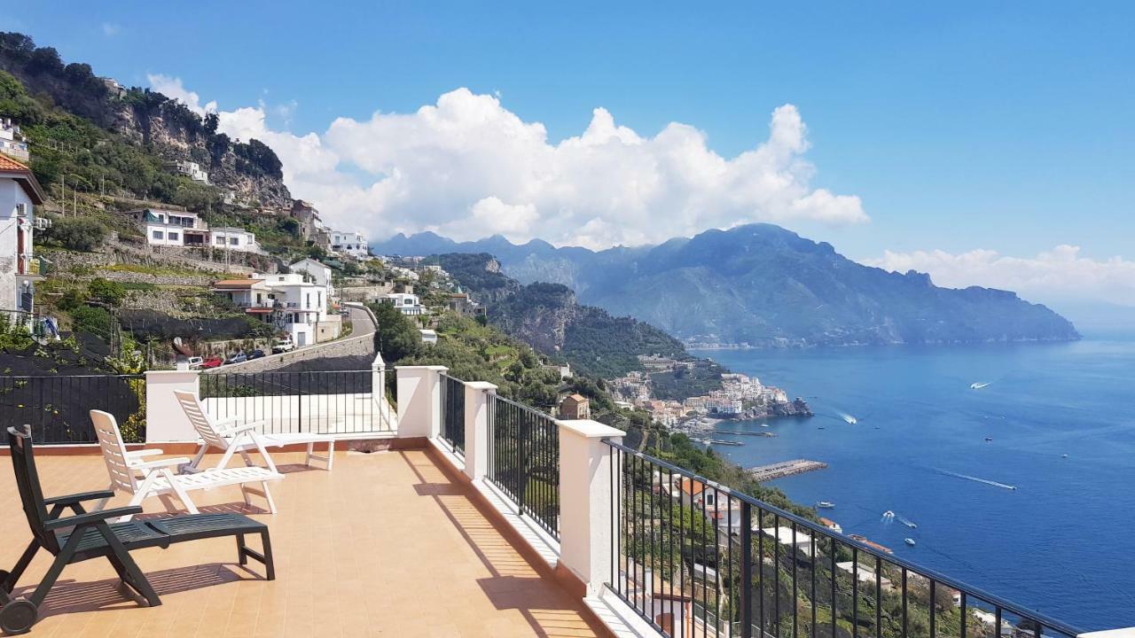 Amalfi Hills Aparthotel Екстериор снимка