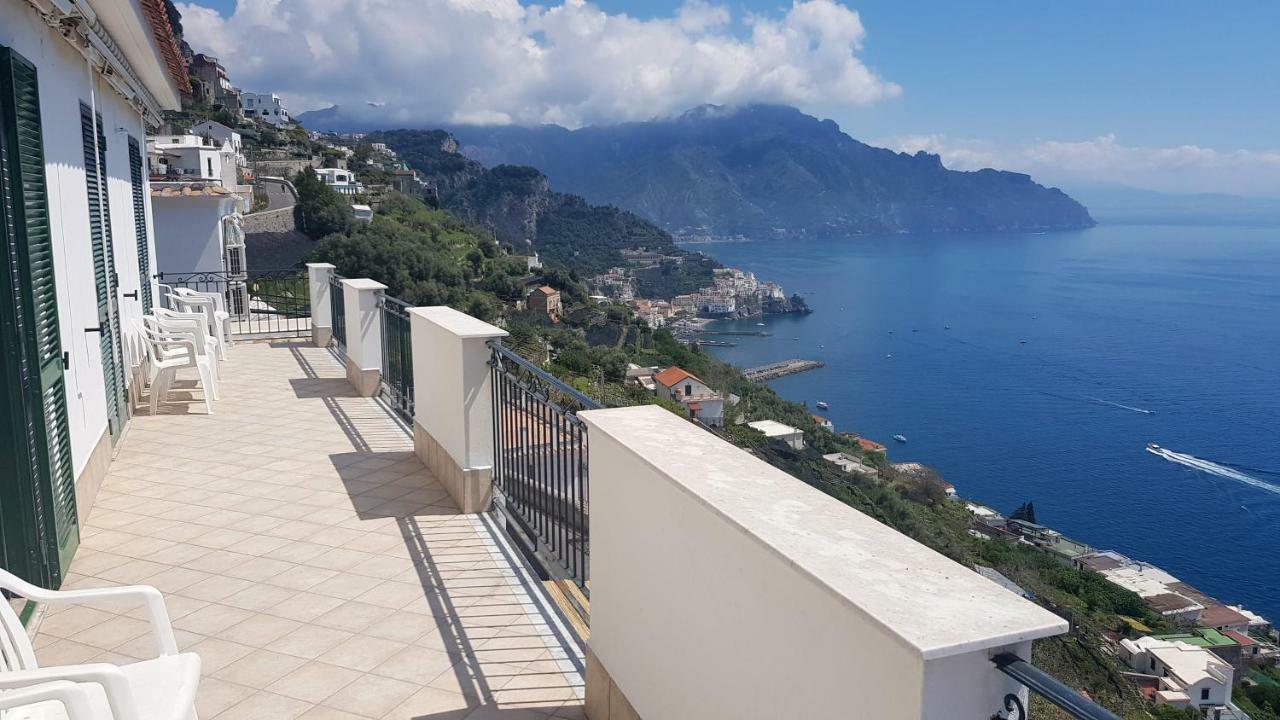 Amalfi Hills Aparthotel Екстериор снимка