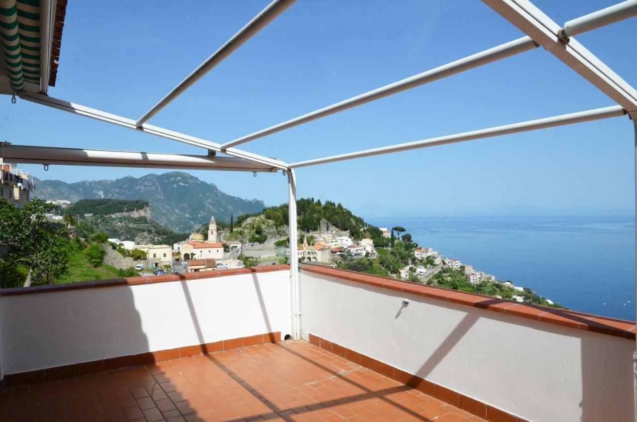 Amalfi Hills Aparthotel Екстериор снимка